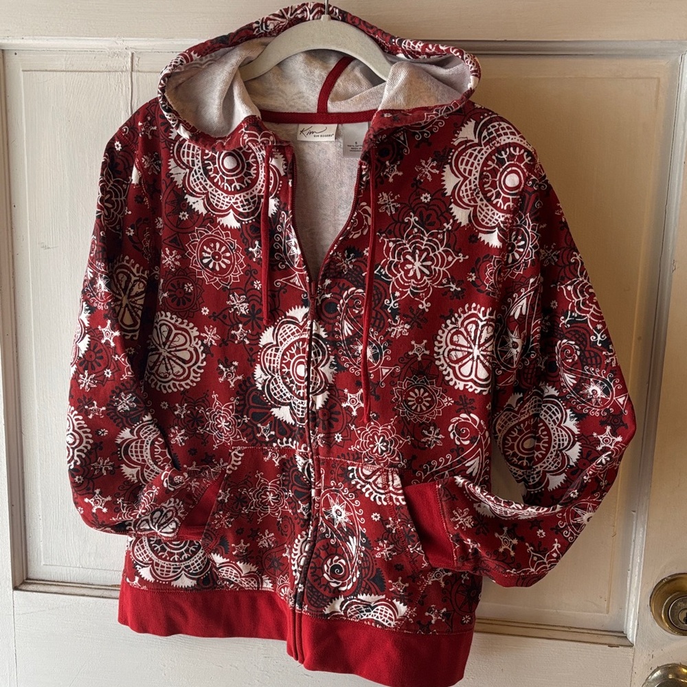 Kim Rogers Red Bandana-Print Hooded Zip Jacket